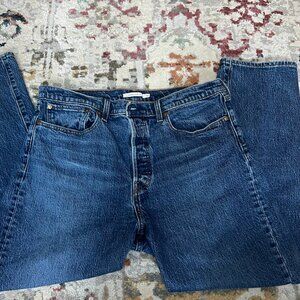 Levi Wedgie Straight